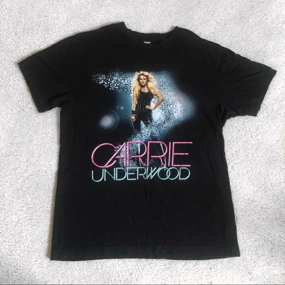 Carrie Underwood “Blown Away Tour” T-Shirt